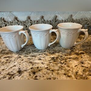 3 Longaberger pottery vintage vine mugs EUC